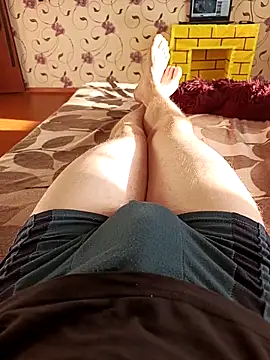 Snapshot of red_red00 chatting on March 7, 2025, 2:23 pm red red00 online show from March 7, 2025, 2:23 pm