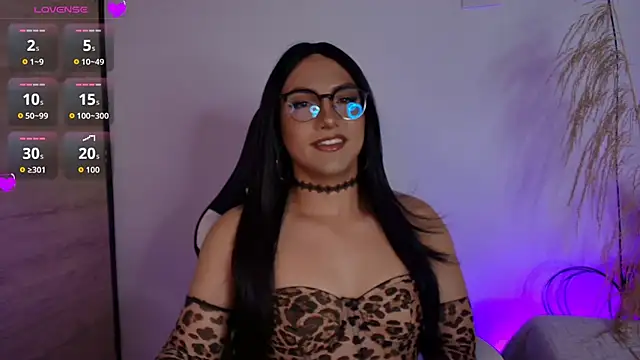 -Sofii  online show from April 5, 2026, 8:59 pm