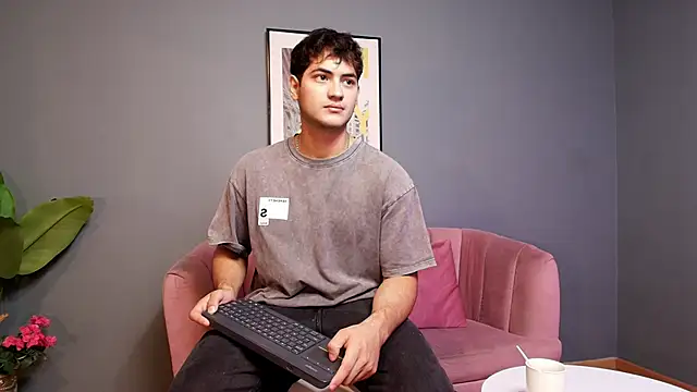 Mark Evans1  online show from November 6, 2025, 3:05 pm