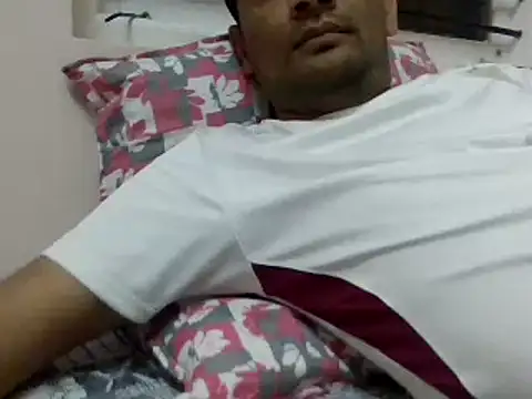 NiceBoy9099 online show from December 5, 2024, 6:17 pm