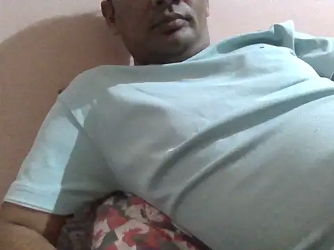 NiceBoy9099 online show from May 11, 2026, 4:59 pm