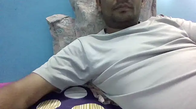 NiceBoy9099 online show from March 9, 2025, 9:24 am