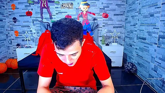 ADAM HOT online show from October 25, 2025, 11:05 pm