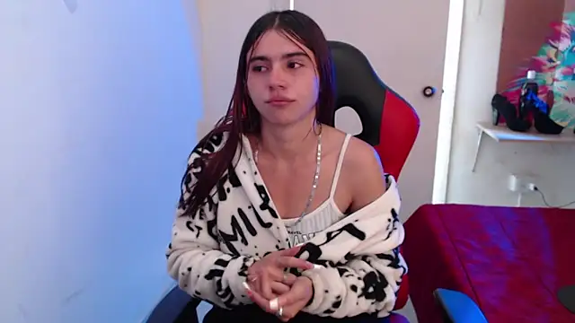 Maximesex online show from November 21, 2025, 2:05 pm