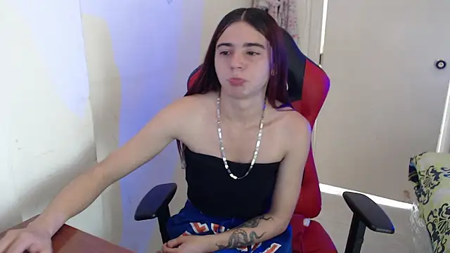 Snapshot of Maximesex chatting on June 30, 2026, 1:22 pm Maximesex online show from June 30, 2026, 1:22 pm