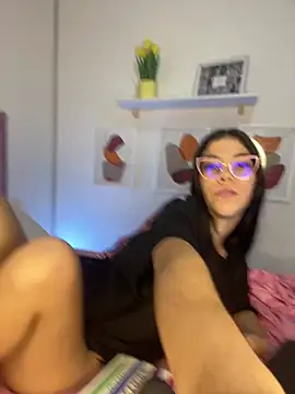 sofi cute01 online show from January 17, 2025, 7:30 am