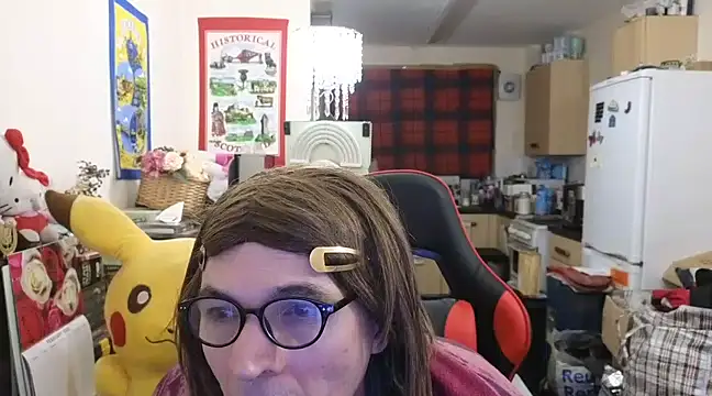 RainBowGirlTs115 online show from February 17, 2025, 11:33 pm