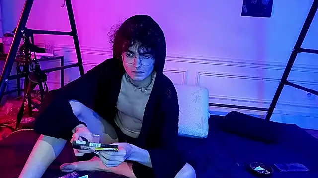 inherblood online show from February 10, 2025, 6:53 am