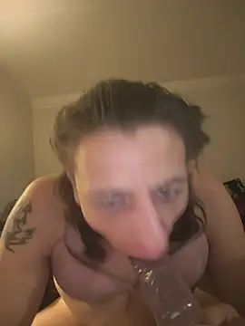 UniqueKorn86 online show from June 28, 2026, 3:24 am