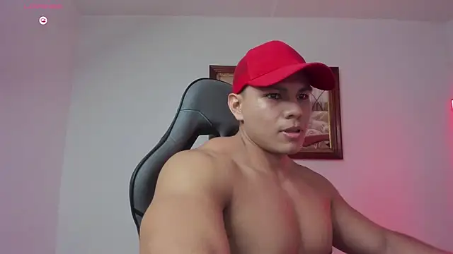 Snapshot of RoyConstance chatting on June 4, 2026, 2:27 am RoyConstance online show from June 4, 2026, 2:27 am