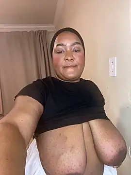 Missmoox24 online show from October 1, 2025, 11:08 pm