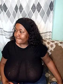 Missmoox24 online show from January 8, 2026, 9:10 pm