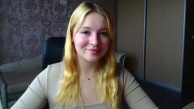 Milka kiss  online show from May 18, 2026, 6:18 am