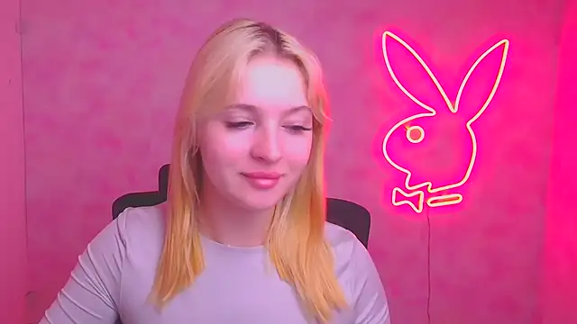 Milka kiss  online show from October 30, 2025, 12:36 pm