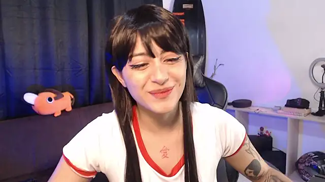 liz-beths online show from November 25, 2025, 11:37 pm