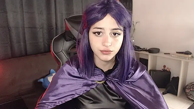 liz-beths online show from November 14, 2025, 9:07 pm