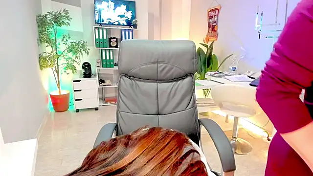 Butterflyblue dream online show from January 13, 2025, 5:33 pm