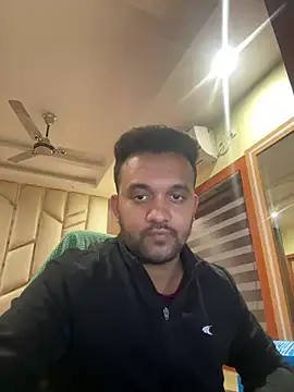 Snapshot of BengaliBabu_Rohan chatting on January 15, 2025, 3:39 pm BengaliBabu Rohan online show from January 15, 2025, 3:39 pm