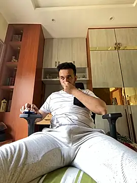 Snapshot of BengaliBabu_Rohan chatting on February 28, 2025, 5:48 am BengaliBabu Rohan online show from February 28, 2025, 5:48 am