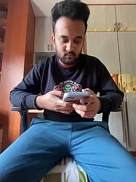 Snapshot of BengaliBabu_Rohan chatting on December 23, 2024, 6:11 am BengaliBabu Rohan online show from December 23, 2024, 6:11 am