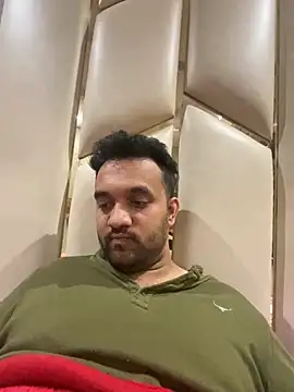 Snapshot of BengaliBabu_Rohan chatting on January 13, 2025, 3:15 pm BengaliBabu Rohan online show from January 13, 2025, 3:15 pm