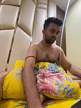 Snapshot of BengaliBabu_Rohan chatting on March 1, 2025, 8:10 pm BengaliBabu Rohan online show from March 1, 2025, 8:10 pm