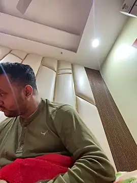 Snapshot of BengaliBabu_Rohan chatting on January 10, 2025, 11:29 pm BengaliBabu Rohan online show from January 10, 2025, 11:29 pm