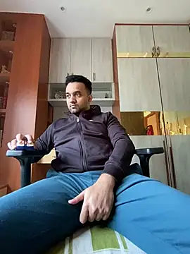 Snapshot of BengaliBabu_Rohan chatting on January 5, 2025, 6:13 am BengaliBabu Rohan online show from January 5, 2025, 6:13 am