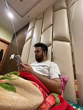 Snapshot of BengaliBabu_Rohan chatting on January 1, 2025, 6:16 pm BengaliBabu Rohan online show from January 1, 2025, 6:16 pm