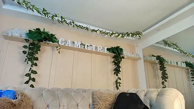 flavia cruz online show from May 28, 2026, 12:22 pm