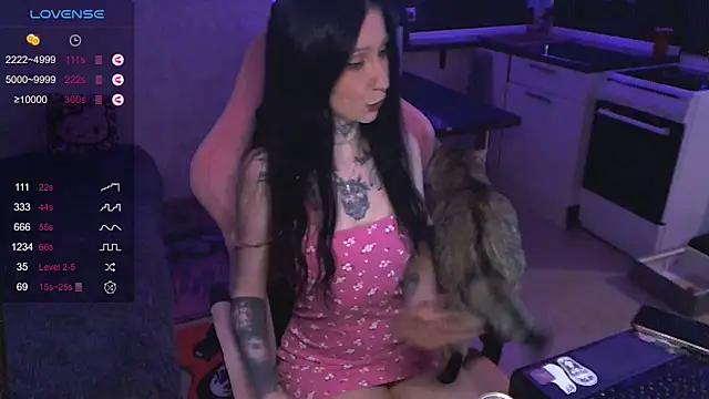 Snapshot of yngmilf chatting on May 13, 2026, 10:50 pm yngmilf online show from May 13, 2026, 10:50 pm