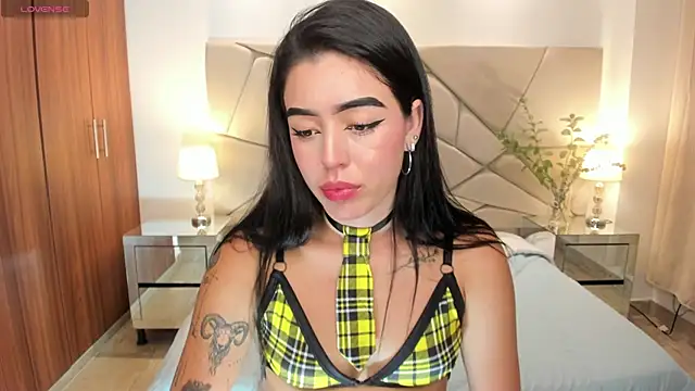 Snapshot of zoee_jackson chatting on February 20, 2025, 9:53 pm zoee jackson online show from February 20, 2025, 9:53 pm