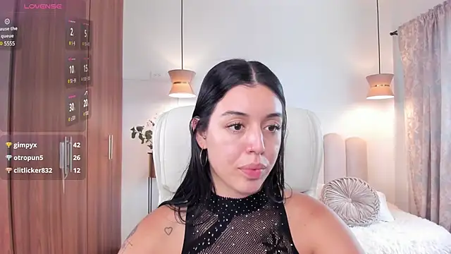 Snapshot of zoee_jackson chatting on March 19, 2025, 7:06 pm zoee jackson online show from March 19, 2025, 7:06 pm