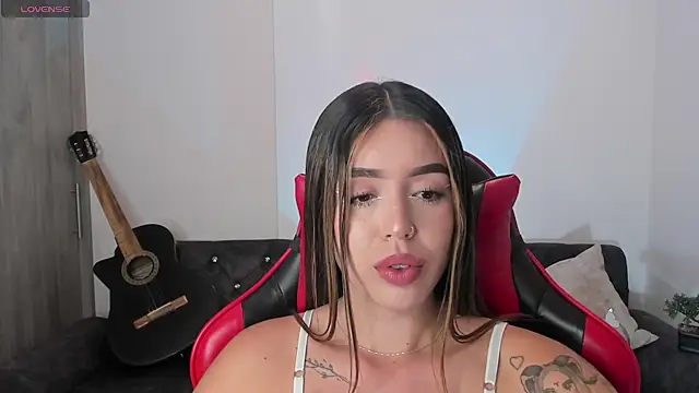 Snapshot of zoee_jackson chatting on September 14, 2025, 11:27 pm zoee jackson online show from September 14, 2025, 11:27 pm