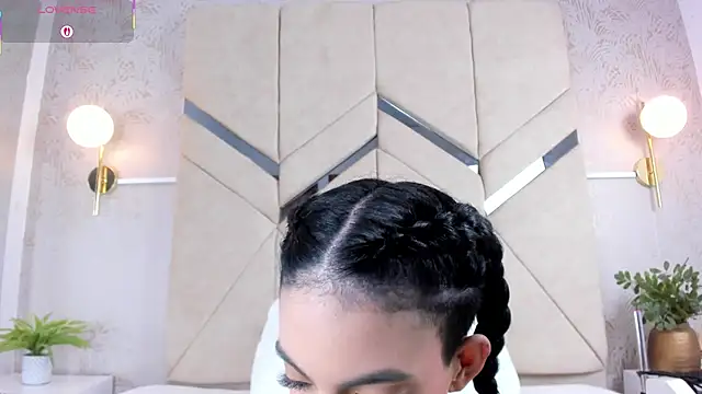 LilitRobins online show from September 29, 2025, 9:53 pm