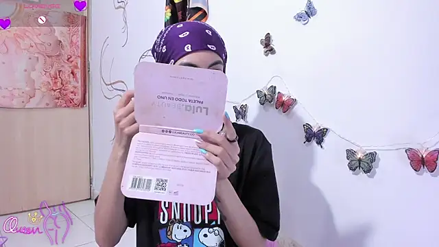 LilitRobins online show from May 24, 2026, 6:19 pm