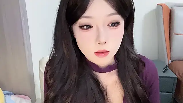 Q-ing online show from February 10, 2025, 2:16 pm