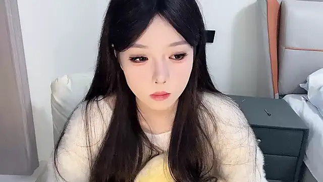 Q-ing online show from January 23, 2025, 10:01 pm