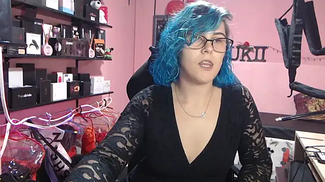 sukii93 online show from March 12, 2026, 9:30 pm