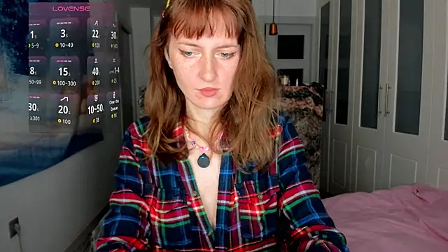 YourSexyNeighbour online show from January 7, 2026, 7:46 am