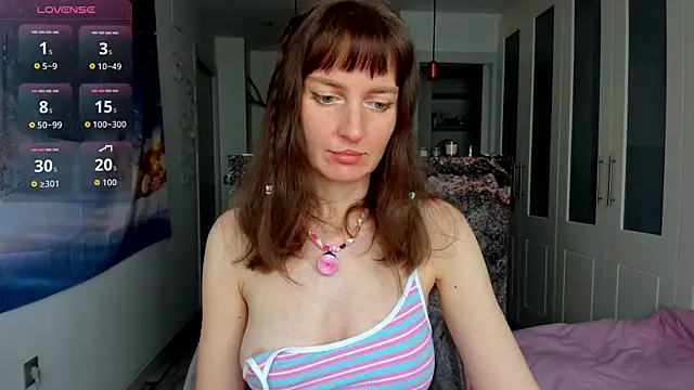 YourSexyNeighbour online show from December 14, 2025, 1:17 pm