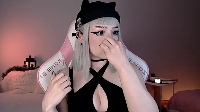 meowceline online show from January 9, 2026, 5:58 am