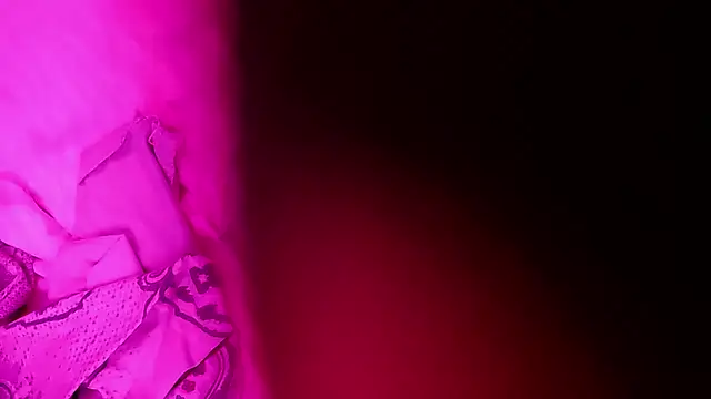 wowmelikez online show from December 2, 2024, 8:47 am