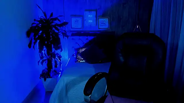 Xisu  online show from January 23, 2025, 6:49 am