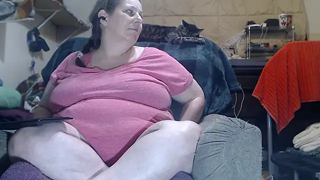 ladyscarlotta online show from February 18, 2026, 5:38 am