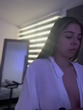 AmmyCollinsW online show from March 13, 2025, 8:43 pm