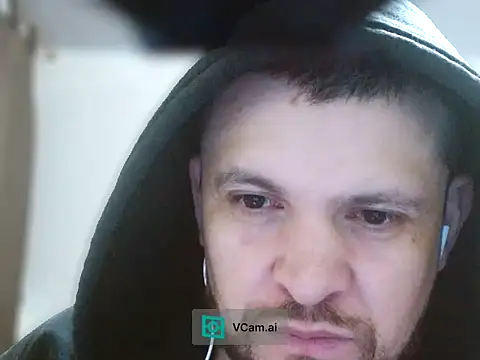 camiloking1720 online show from April 19, 2026, 8:26 am