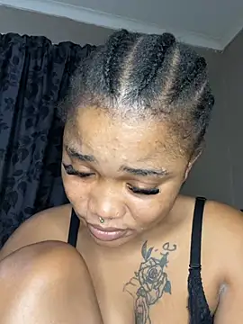 Snapshot of cardibabe chatting on February 12, 2026, 10:53 pm cardibabe online show from February 12, 2026, 10:53 pm