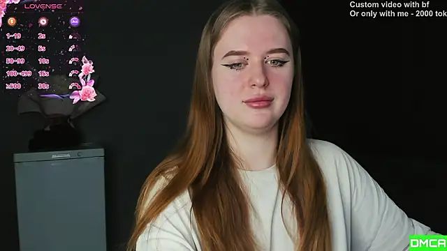 Snapshot of Pinku_kitsune chatting on February 19, 2026, 12:07 am Pinku kitsune online show from February 19, 2026, 12:07 am