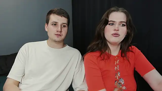 Pinku kitsune online show from March 9, 2025, 2:21 pm